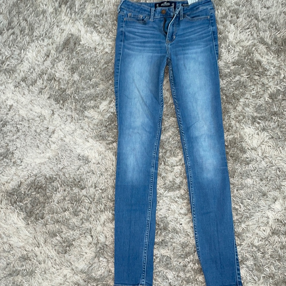 High Rise Super skinny Hollister shape love size 0 regular